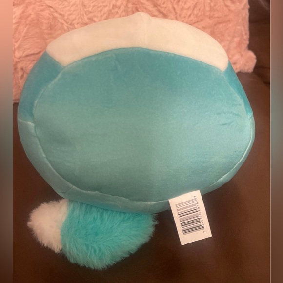 Vicki Squishmallow 8” - Picture 6 of 7